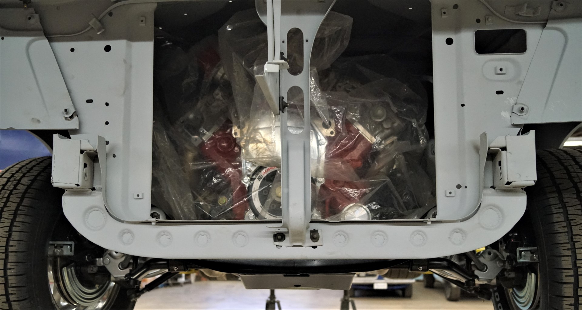 7074 Dodge Challenger E Body Total Chassis Stiffening Pack